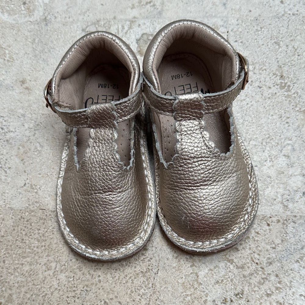 Monkey Feet Metallic Baby Walker Shoes